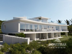 Modern designer villa in first line in Porto Cristo