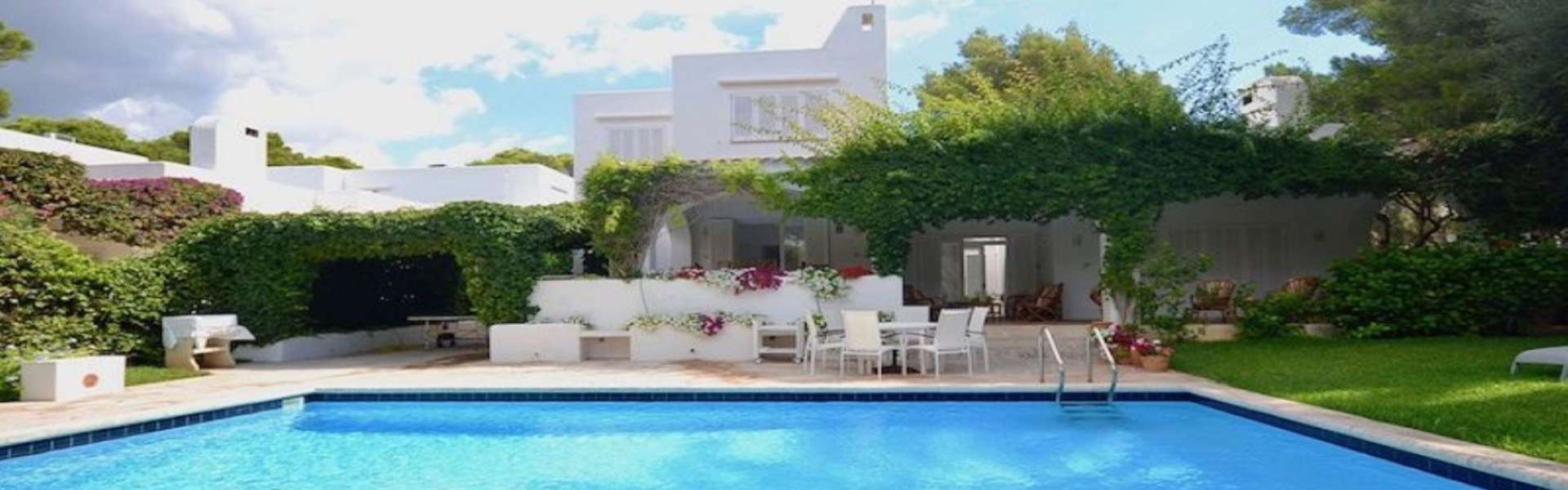 Cala d'Or - Ibizan style villa for sale