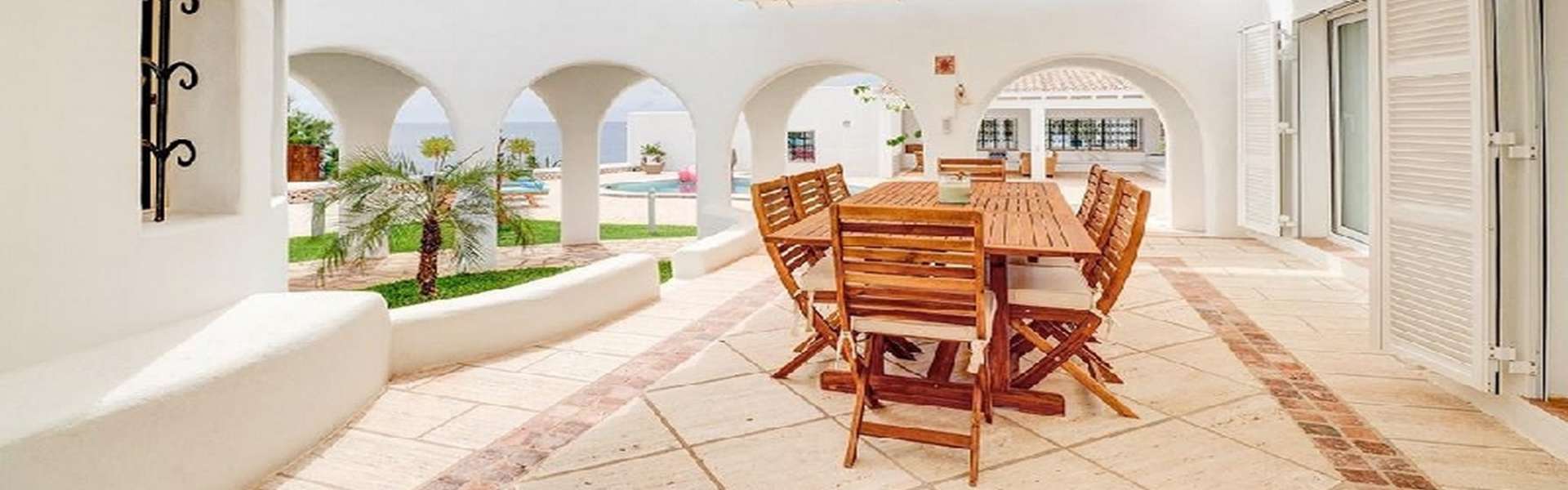 Attractive Ibiza style villa with sea view in Cala d'Or