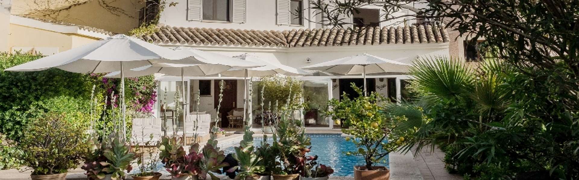 Characterful townhouse with beautiful pool in Andratx